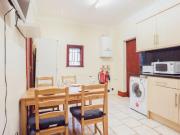 Great double bedroom close to Leytonstone tube station...