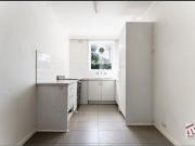 GREAT GROUND FLOOR APARTMENT!