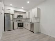 Great Location 1 Bedroom Suite