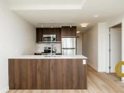 Great Location 3 Bed + Den 2 Bath on Cambie St Near...
