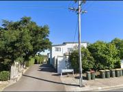 GREAT LOCATION AND A POOL