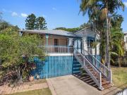 GREAT LOCATION AND LIFESTYLE