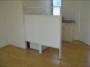 Great Location Close To Shops and Transport