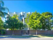 Great Location in Central Sunshine