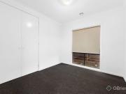 Great Location Opposite Grizzly Bear Park!