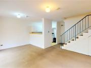 Newly Revovated 2 Bedrooms Apartment with Timber Floor...