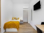 Great single bedroom close to Miradouro da Penha de França