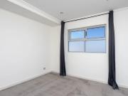 Great Size Two Bedroom Apartment &commat &dollar 780 Per...