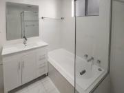 Great Sized Two Bedroom Unit In The Heart Of Eastwood