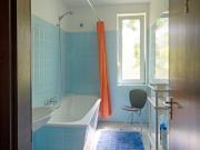 Great, spacious flat with garden next to the...