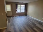 Great townhouse in the high demand area of Apple Valley...