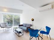 Great West Road 1 bed flat to rent £1,581 pcm £365 pw Great West Road 1 bed flat to rent £1,581 pcm £365 pw