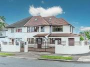 Green Lane, Edgware, 15 Bedroom Semi detached