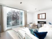 Green Street, London W1K, 3 bed flat to rent, £17,333...