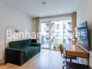 Greenleaf Walk, Southall UB1, 1 bed flat to rent, £1,600...