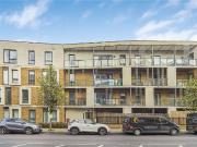 Greenwich High Road, Greenwich SE10, 3 bed flat to rent,...