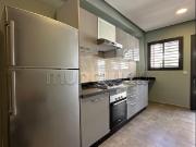 Greenwood: Appartement traversant de 92 m²