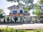 Greenwoods Subd House for Sale