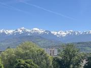 Grenoble T1 bis de 26 m2 rénové en dernier étage proche...