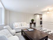 Griffiths Close, Bushey WD23, 4 bed detached house to...