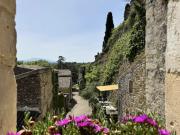 GRIGNAN CENTRE BELLE MAISON DE VILLAGE RENOVEE