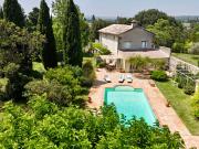 GRIGNAN, TRES BEAU MAS EN PIERRES DE 250 M2 SUR 7500M2 AVEC