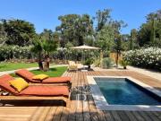 GRIMAUD APPARTEMENT NEUF AVEC BASSIN PRIVE A PIED PLAGE...