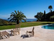 GRIMAUD DOMAINE PRIVE MAISON AVEC VUE MER