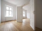 Großartige 4 Zimmer Wohnung mit Balkon in klassischem...