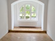 große 3 Zi. Erdgeschosswohnung mit Balkon und Wanne in...