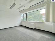 Große Bürofläche direkt bei der U3 Zipperer Straße