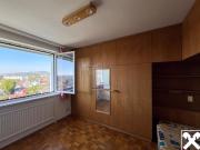 Große lichtdurchflutete Eigentumswohnung mit rundum... Große lichtdurchflutete Eigentumswohnung mit rundum...