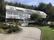 Grosse loftähnliche Dachwohnung mit Panoramasicht auf...