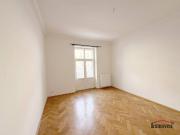 Große Traumwohnung in einem repräsentativen Altbau...