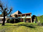 Große und elegante herrschaftliche Villa mit viel Platz...