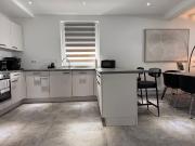 Große Wohnung · 5 Betten · Balkon · 2 Bäder · Parkplatz