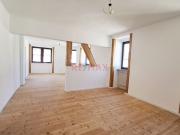 Große Wohnung mit dem ganz bestimmten Charm in der...