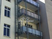 großer Balkon | helle Wohnung | Laminat | ideal für...