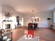 Großer Wohnsalon mit gemütlichen Kamin ideal für 2...