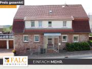 Großes 1 2 Familienhaus mit Doppelgarage in Balsbach