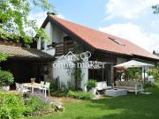 Großes Einfamilienhaus mit Garten in Bestlage... Großes Einfamilienhaus mit Garten in Bestlage...