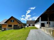 Großes Einfamilienhaus mit Nebengebäude in absoluter...