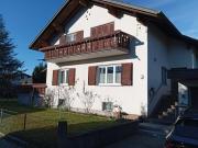 Grosses Haus mit zzt. 2 Wohnungen in sonniger Wohnlage