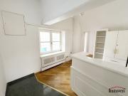 Großes helles Büro im Zentrum von Graz, am Jakominiplatz!