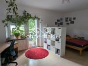 Großes komplett möbliertes WG Zimmer mit Südbalkon in...