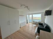 Großes möbliertes 1 Zimmer Apartment mit Balkon in...