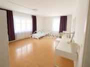 Großes, möbliertes WG Zimmer in moderner 4er WG –...