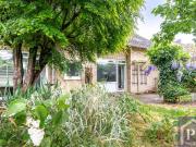 Großes Reihenendhaus mit Einliegerwohnung in Friedrichsort
