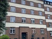 Großezügige 2 Zimmer mit Laminat, Wannenbad, EBK &...