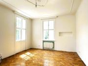 Großräumige 5 Zimmerwohnung im klassischen Altbau